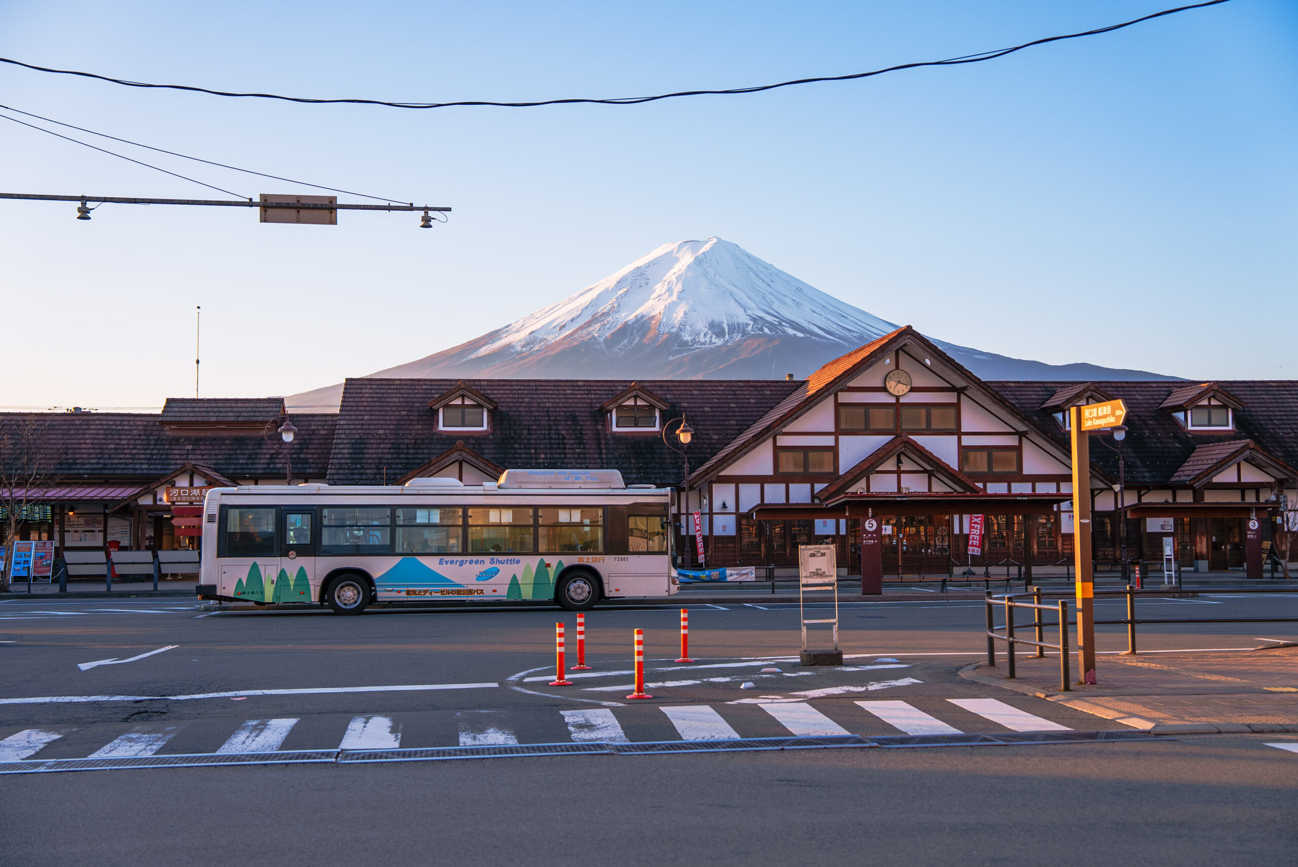富士河口湖をめぐる交通ガイド―バス・自転車で楽しむ快適な旅