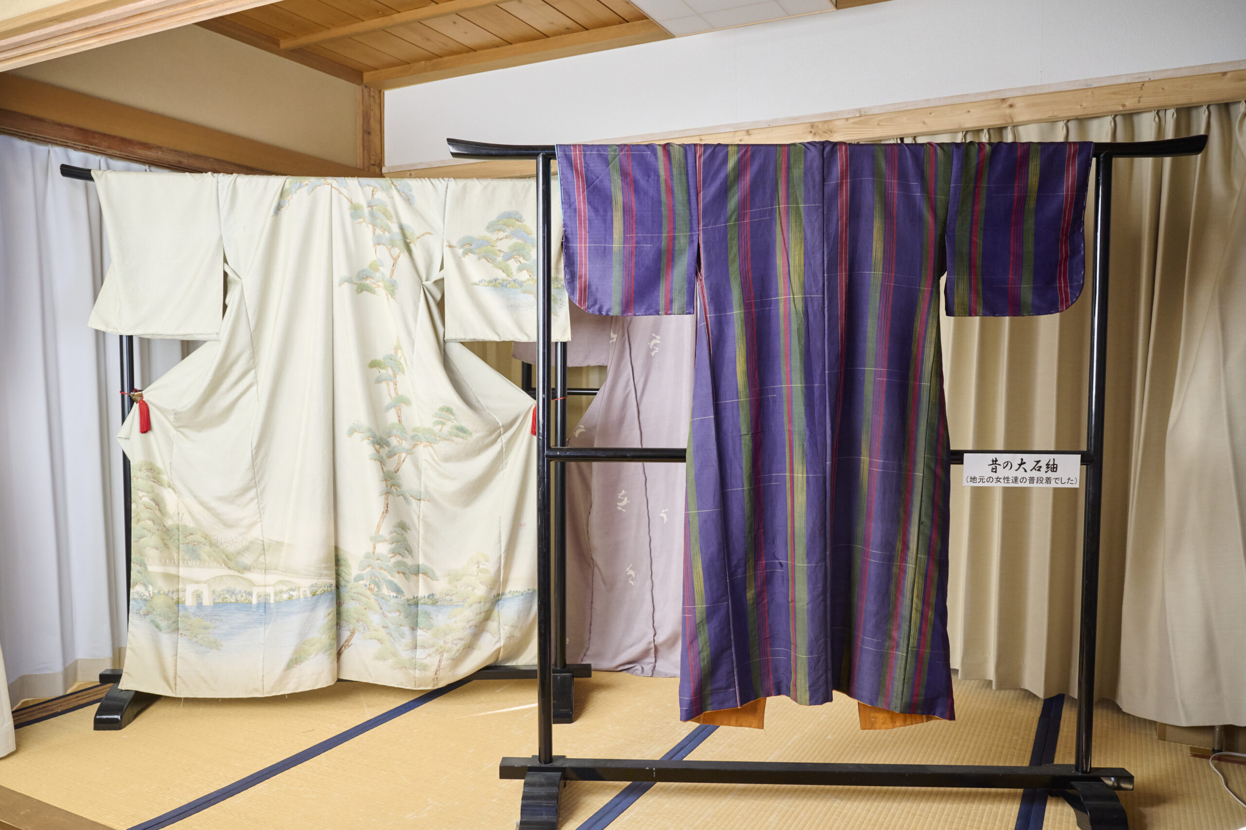 大石紬伝統工芸館