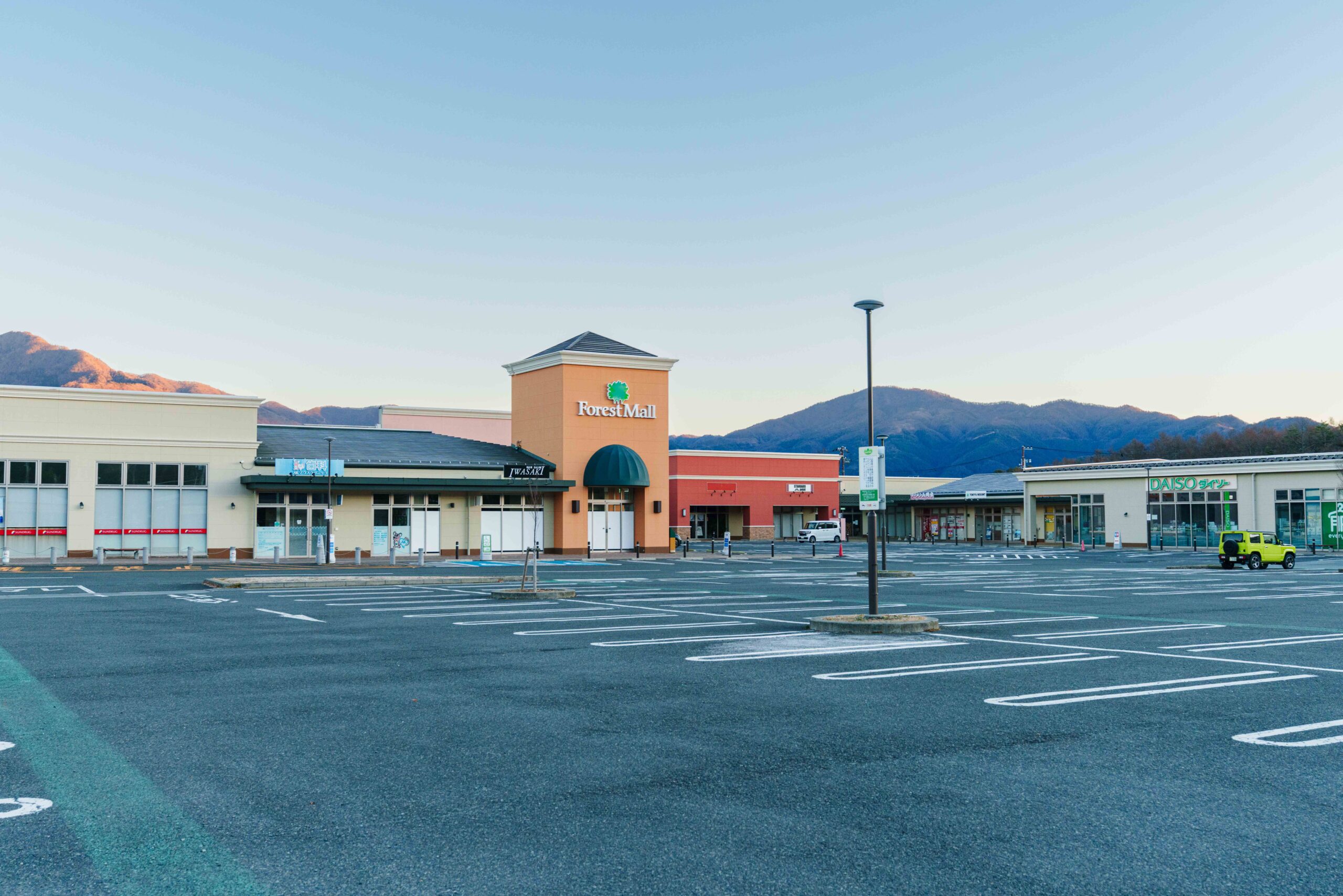 フォレストモール富士河口湖
