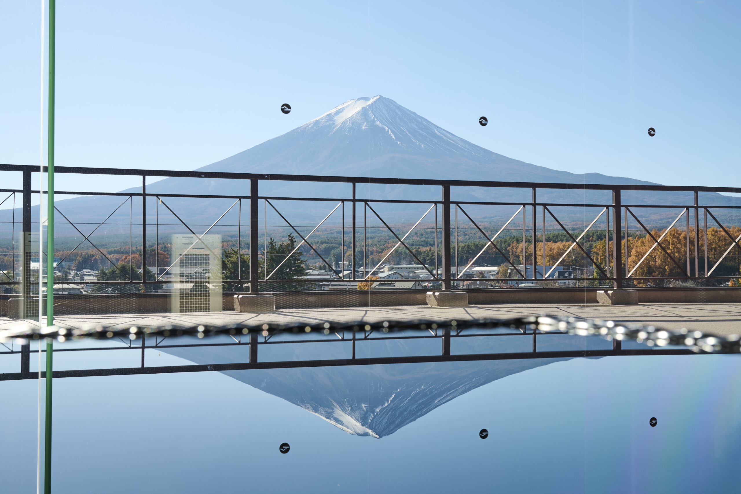 “コンビニ×富士山”だけじゃない！富士河口湖町で撮る静寂の絶景4選
