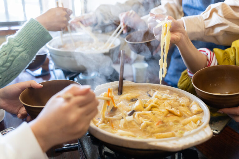 富士山の恵みを味わう ― 富士河口湖町の郷土グルメと旬の味覚